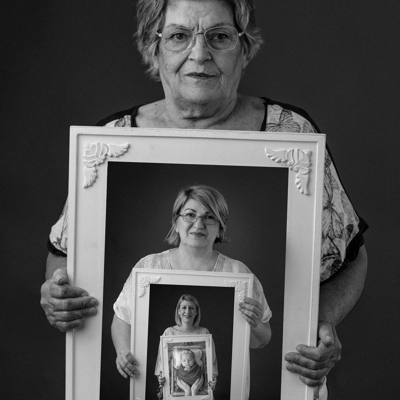 Ariella_15zile_4generatii_BW
